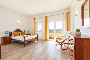 2 soverom, strykejern/-brett, wi-fi (inkludert) og sengetøy