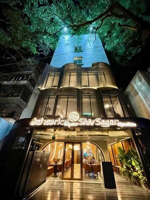 Exterior - Le Grandeur  (Bengaluru)