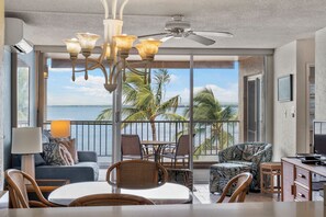 Smart TV, DVD player