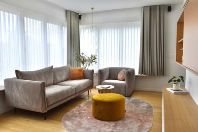 Stylish Family Apartment Near the Sea at Beau Rivage