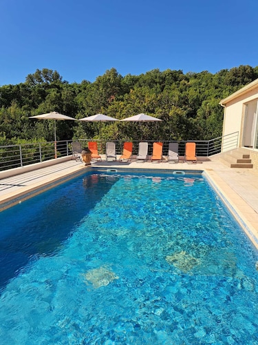 ☆☆☆Villa 160m2 /5000m2 land Private swimming pool not overlooked for 2-8pers max☆