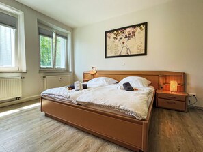 2 bedrooms, free WiFi