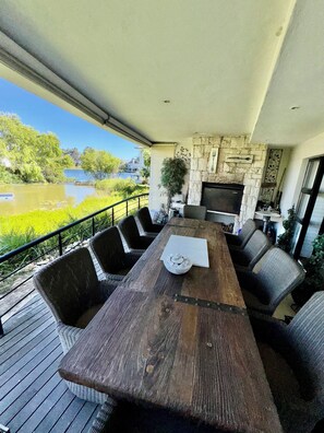 Outdoor dining