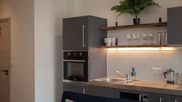 Apartment for 2 back loft | 私人厨房 | 冰箱、微波炉、烤箱、炉灶