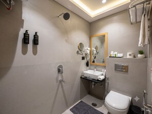 Bathroom - asar Connaught Place by Orion Hotels (New Delhi)