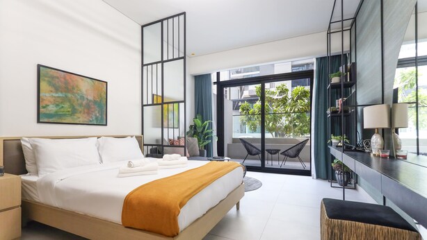 Apartment - Elite LUX Holiday Homes - Relax Unwind in Stylish JVC Studio Dubai (Dubai)