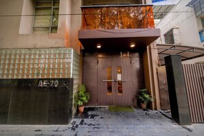 Property entrance - The Urban Nest (Bidhannagar)