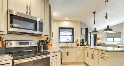 2 Blocks to Golf Course: Spacious Tampa Home!