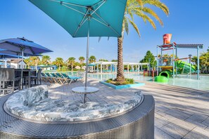 Interior - Pool & Lazy River: Windsor House 9 Mi to Disney! (Kissimmee)