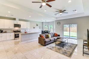 House (3 Bedrooms) | Interior - 11 Mi to Dtwn Houston: Family Home w/ Yard (Houston)