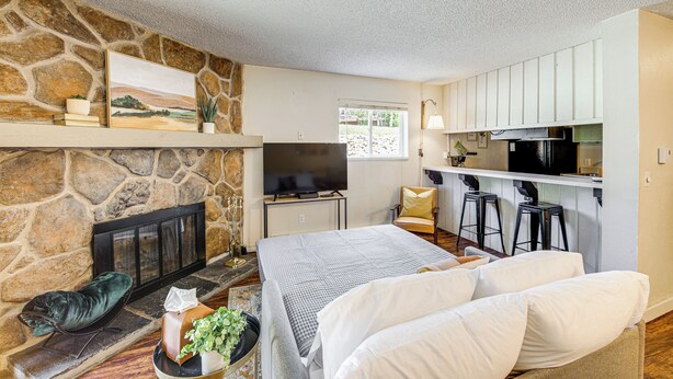 Interior - Mountain Views & Year-round Fun: Fraser Getaway! (Fraser)
