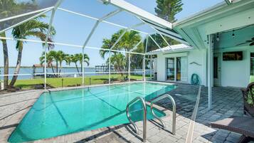 House (3 Bedrooms) | Front of property