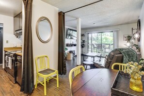 Apartment (2 Bedrooms) | Interior - Walk to Virginia Lake: Reno Condo w/ Balcony! (Reno)