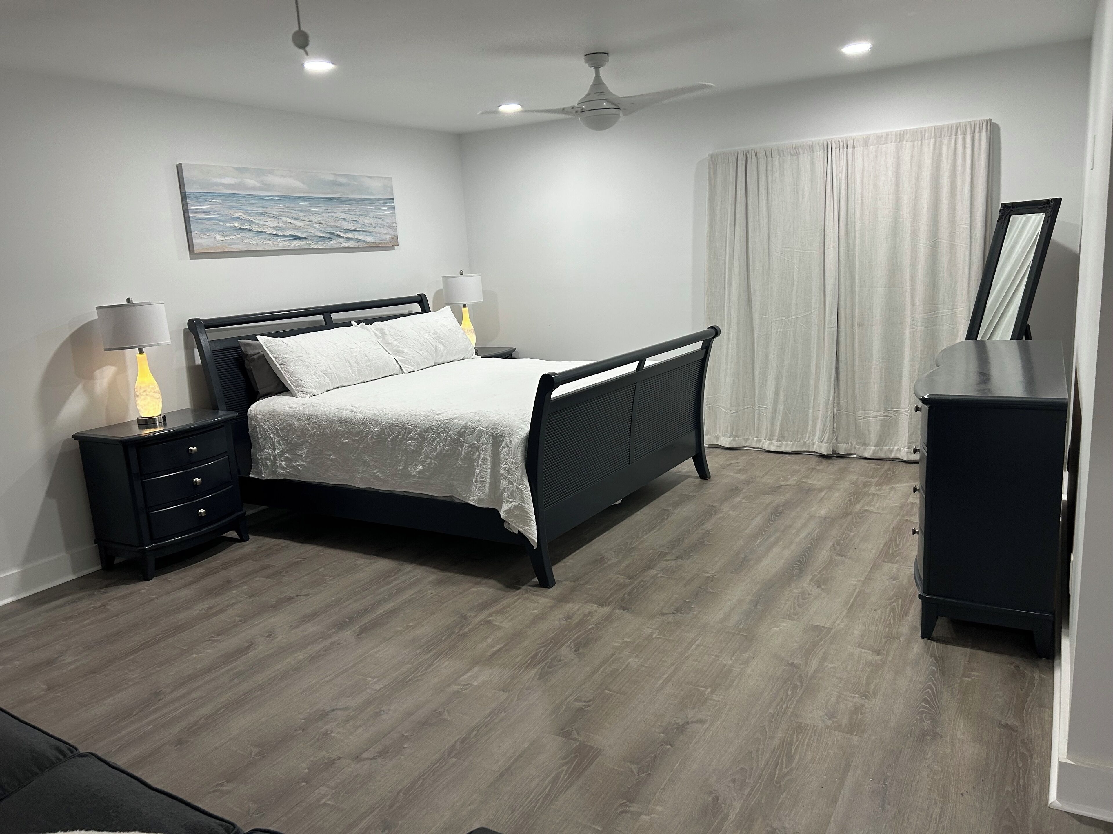 4 dormitorios, tabla de planchar con plancha, wifi y ropa de cama