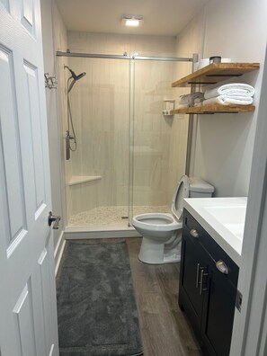 Shower, hair dryer, towels, soap - A Taste of Paradise
Spacious 4BR/3BA retreat with a private pool (Foley)