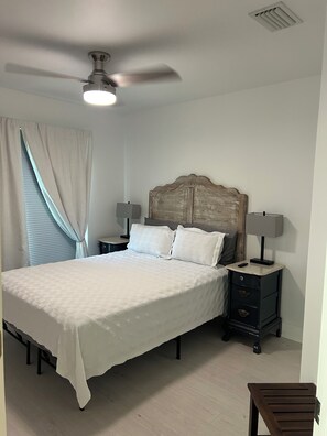 4 多间卧室、熨斗/熨衣板、WiFi、床单