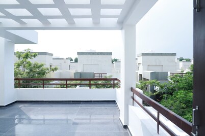 Homesphere Suites 