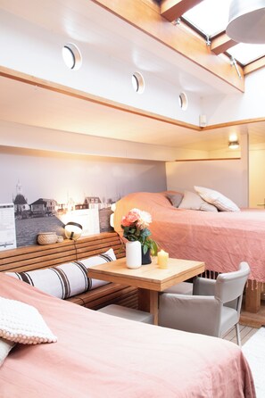 1 habitación y ropa de cama 