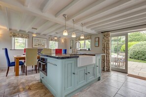 Microwave, dishwasher, coffee/tea maker, high chair