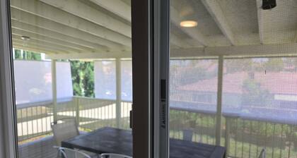 Charming studio with WiFi and AC in peaceful Redlands
