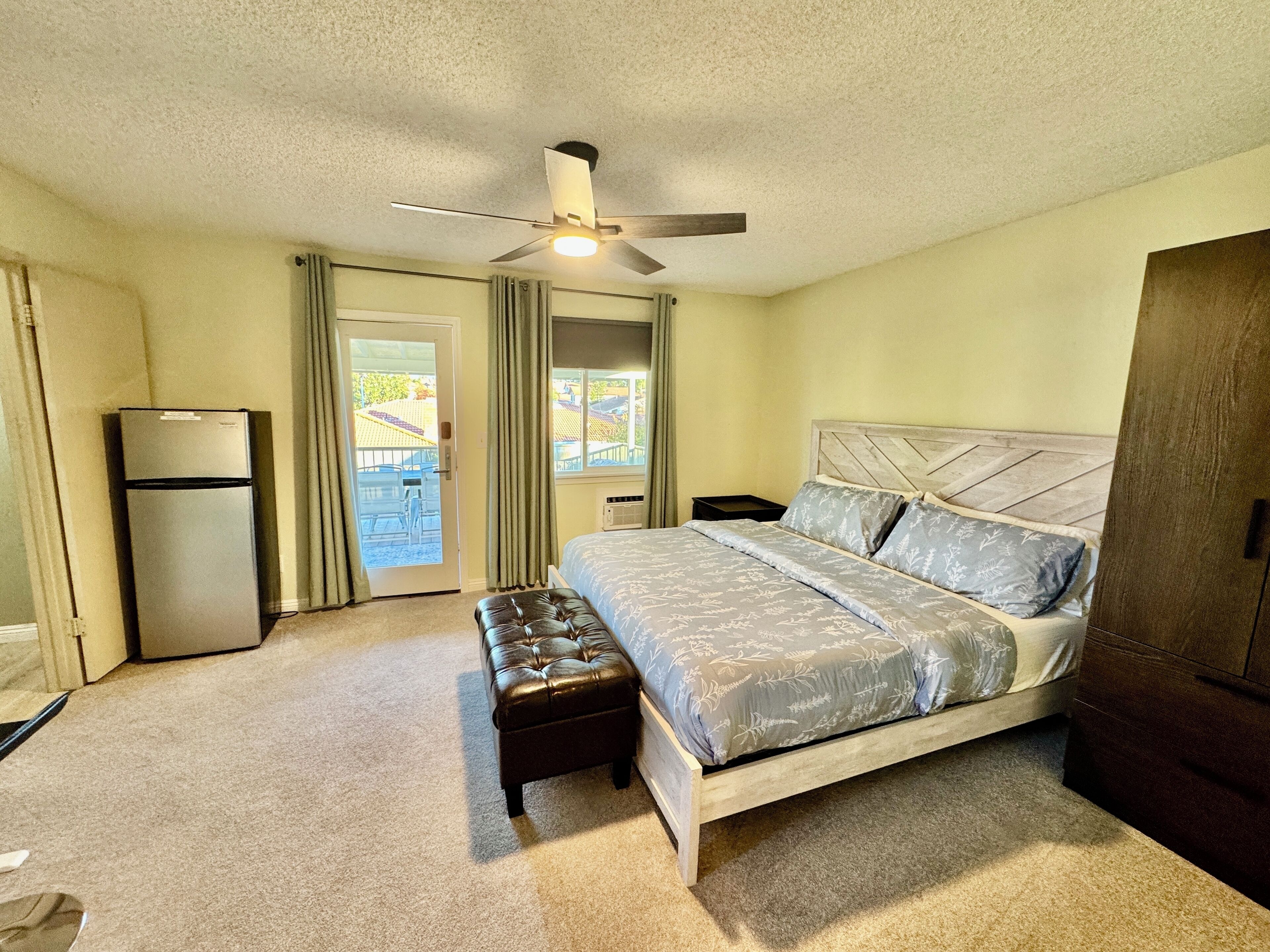 1 bedroom, iron/ironing board, WiFi, bed sheets