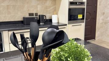 Microwave, oven, stovetop, dishwasher