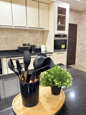 Microwave, oven, stovetop, dishwasher