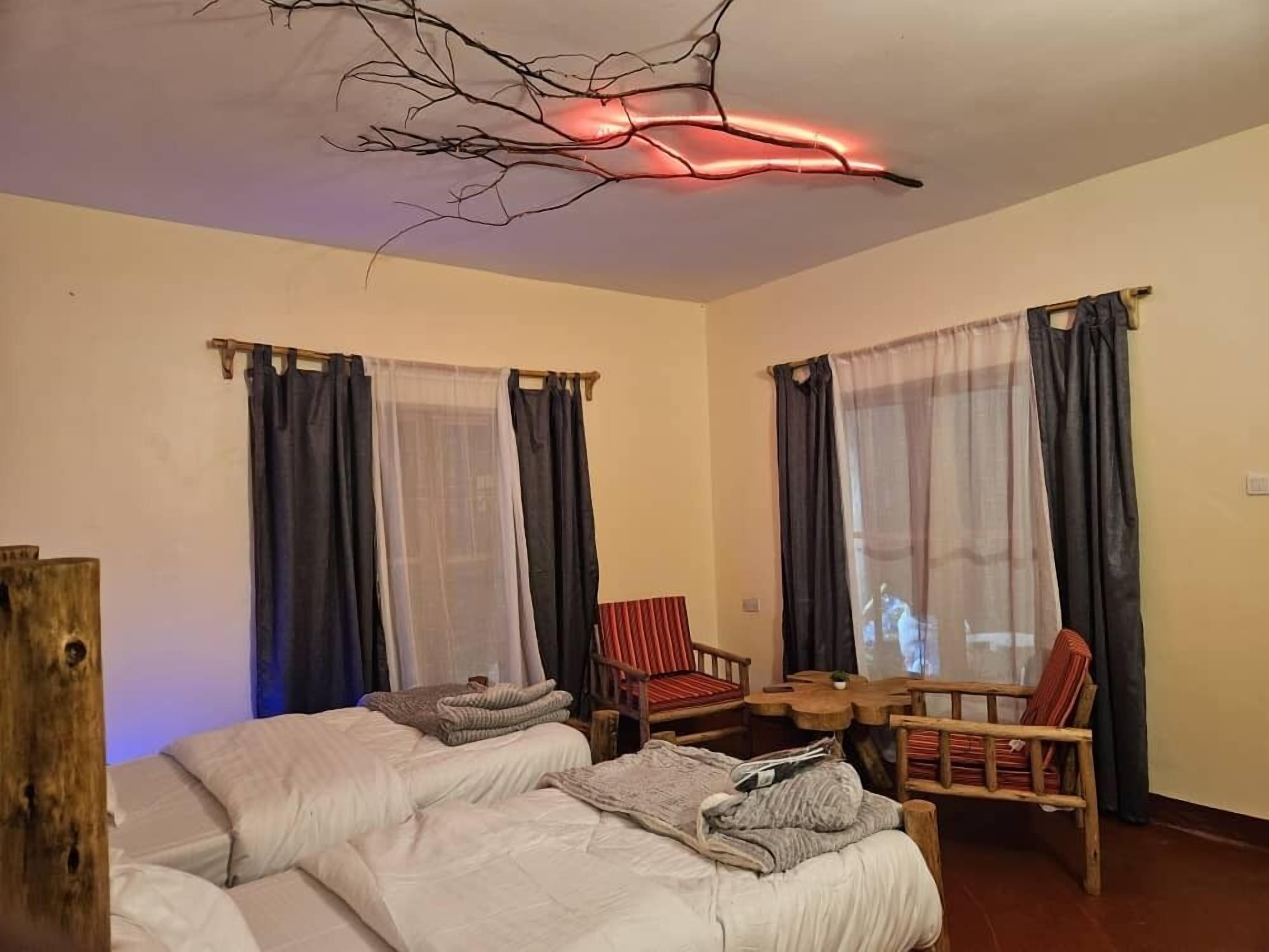 Premium bedding, in-room safe, laptop workspace, free WiFi