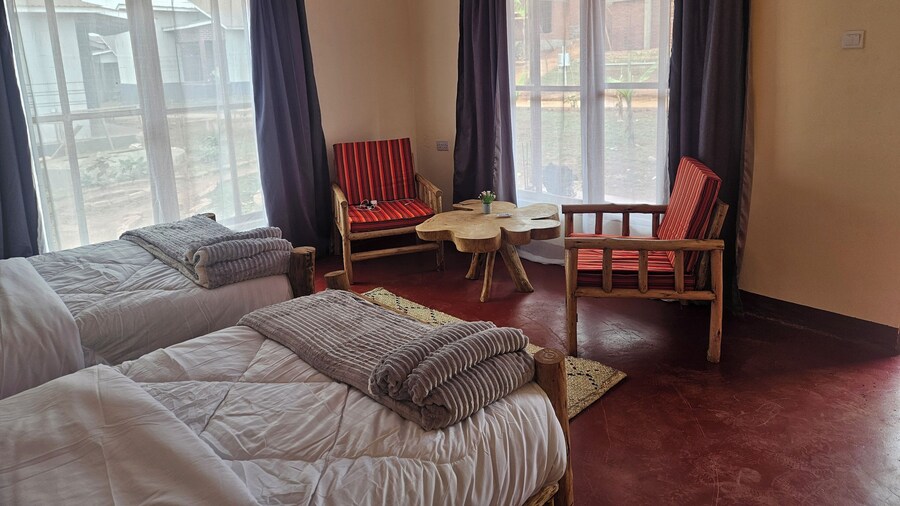 African Royal Villa and Campsite