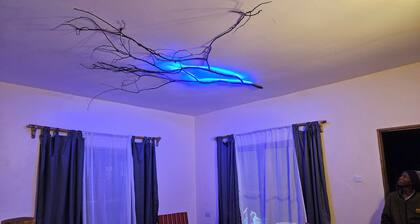 African Royal Villa and Campsite