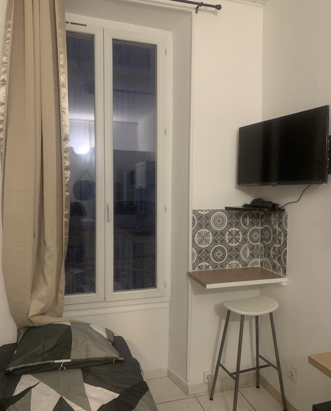 1 bedroom, WiFi, bed sheets