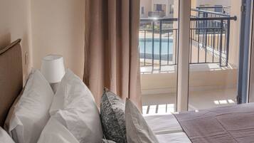 Luxury Apartment, Pool View | View from room
