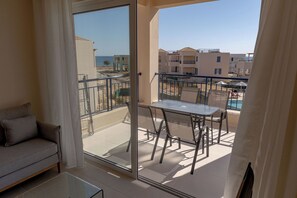 Exterior - Phaedrus Living: Seaside Thalassa Cretan 203 (Platanias)