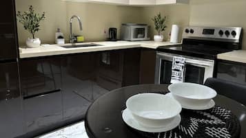 Repas dans la chambre
