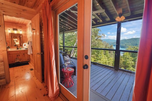 Mountain Cabin w/ Hot Tub, Fire Pit & Game Room!