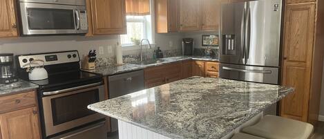 Microwave, oven, stovetop, dishwasher