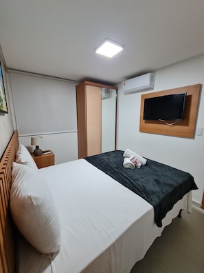 Apartamento clássico | Espaço de trabalho para notebook, Wi-Fi de cortesia