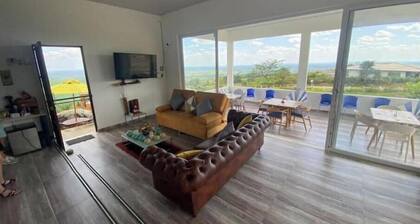 Romantic Cabin with Jacuzzi Azulejo