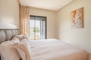 2 室のベッドルーム、インターネット