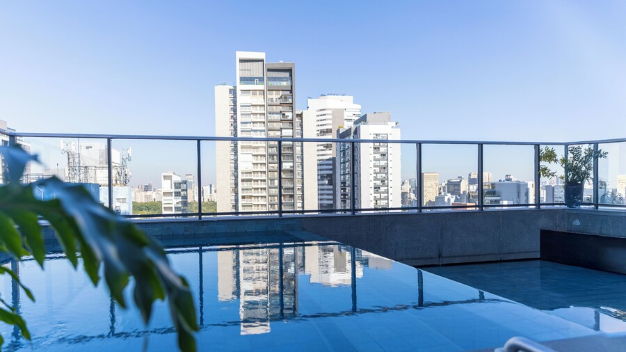 Piscina na cobertura e Academia