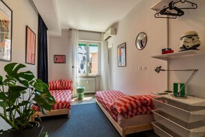 3 bedrooms, iron/ironing board