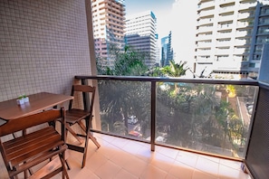 Standard Studio (592543) | Lanai