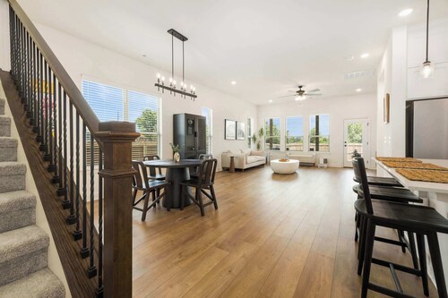 Zen Spot-4 mi to Promenade & Amp-Private Office