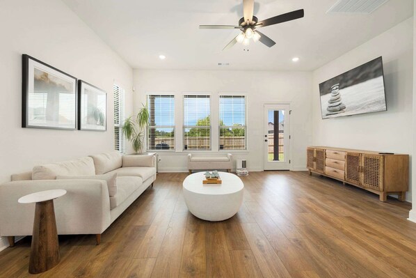 Télévision, espaces bureaux