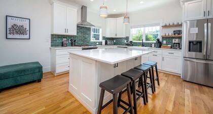 The Terra Haus - 4BR Modern Boho Retreat