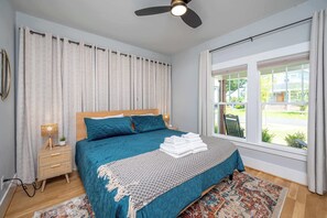 4 camere, una scrivania, ferro/asse da stiro, Wi-Fi