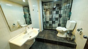 Suite Familiale, vue plage | Salle de bain