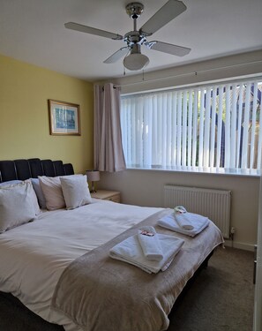 2 bedrooms, iron/ironing board, travel crib, free WiFi