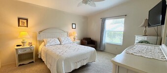 Joy on Whisper (Ashland) |Getaway Near Squares, Golf & Pools