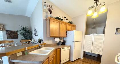 Joy on Whisper (Ashland) |Getaway Near Squares, Golf & Pools